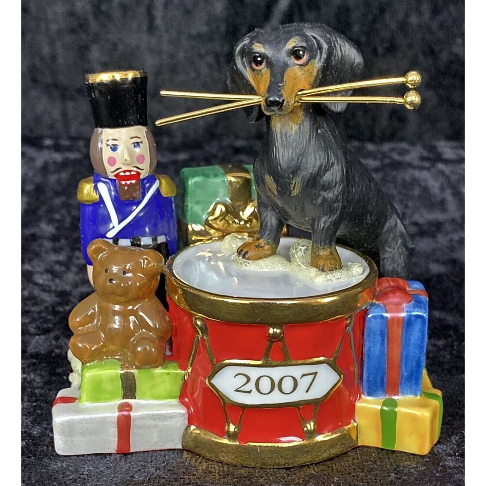 Danbury Mint Dachshund Dog Christmas Drummer Nutcracker Christmas Ornament READ